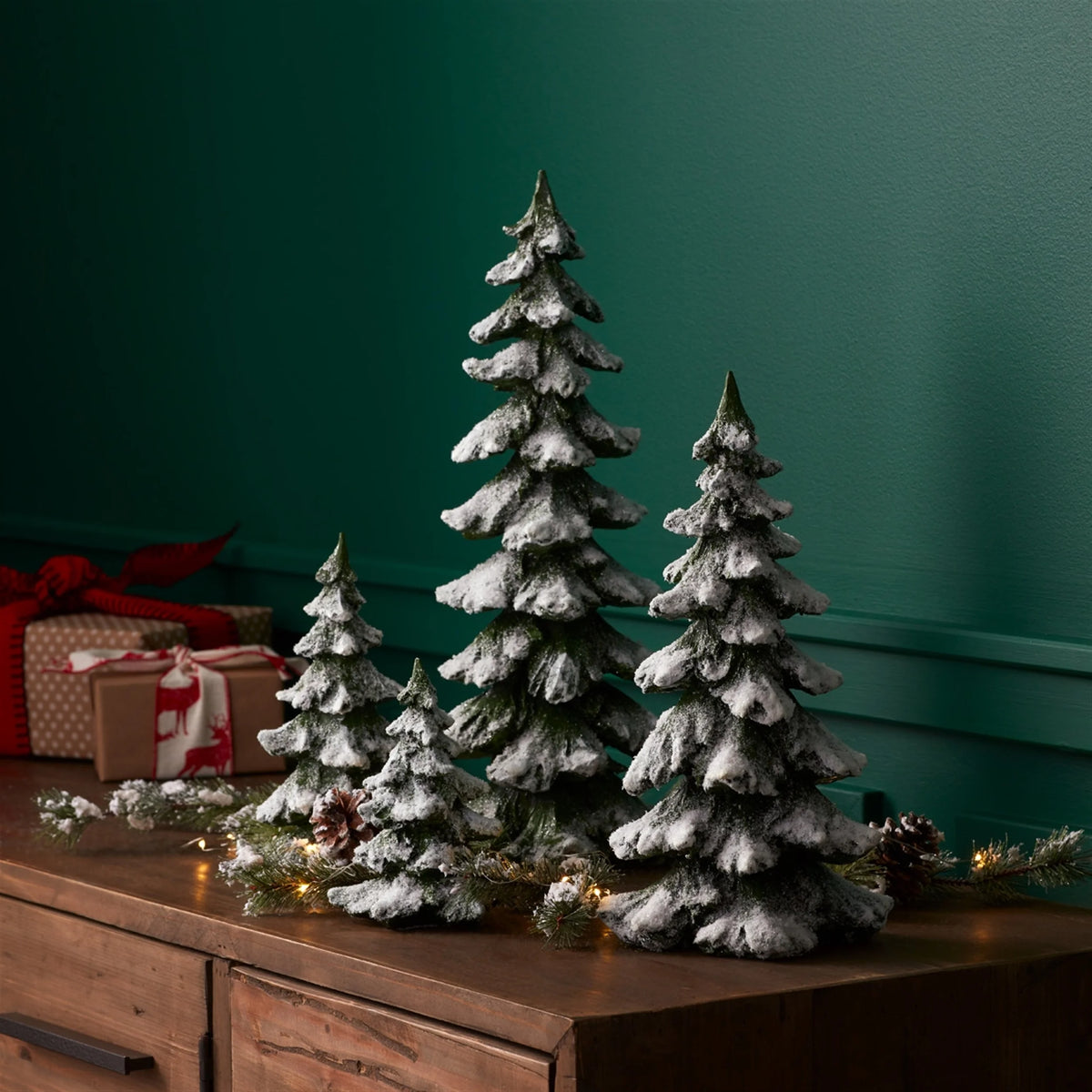 Resin Snowy Trees (Set of 4)