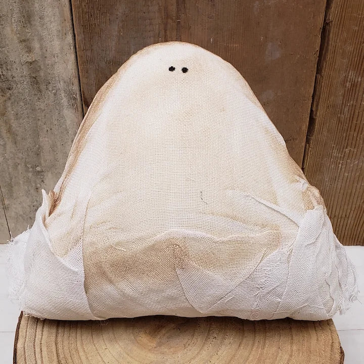 Ghost Shelf Sitter (Large)